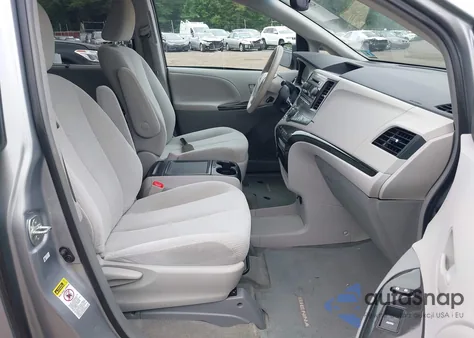 2014 Toyota Sienna Le V6 8 Passenger из США, поврежденный, VIN 5TDKK3DC7ES468739